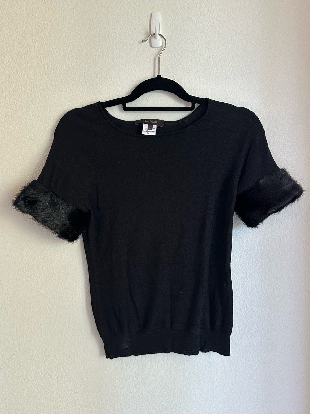 Max Mara MaxMara Short Sleeve Sweater with Fur Trim